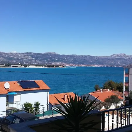 Apartment Karmen Trogir Kamer foto